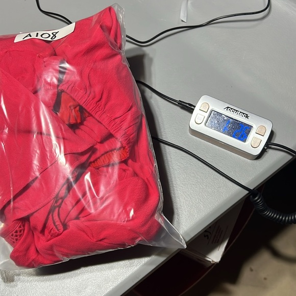 Lovers + Friends Red Off-The-Shoulder Maxi Dress Size XL Slit Elegant Glamorous - Picture 14 of 14